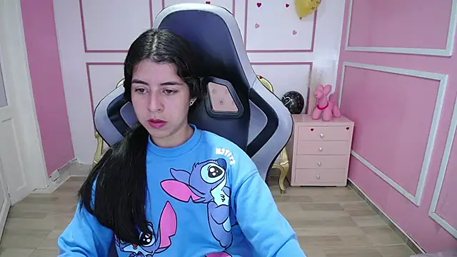 Snapshot of Bela_t_ chatting on January 15, 2025, 4:21 pm Bela t online show from January 15, 2025, 4:21 pm