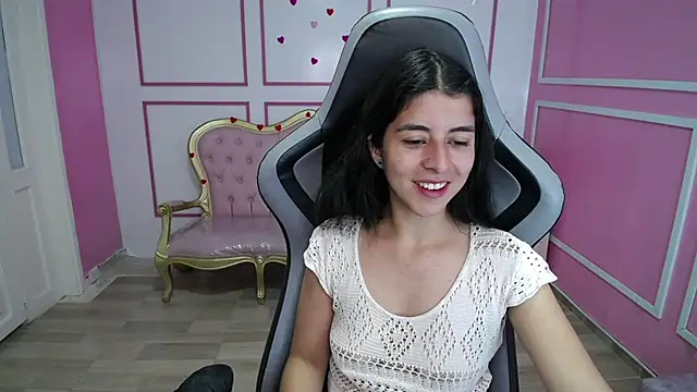 Snapshot of Bela_t_ chatting on January 20, 2025, 7:04 pm Bela t online show from January 20, 2025, 7:04 pm