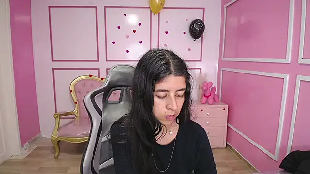 Snapshot of Bela_t_ chatting on February 1, 2025, 7:34 pm Bela t online show from February 1, 2025, 7:34 pm