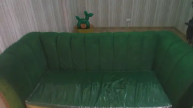 Snapshot of Bela_t_ chatting on February 14, 2025, 1:45 am Bela t online show from February 14, 2025, 1:45 am