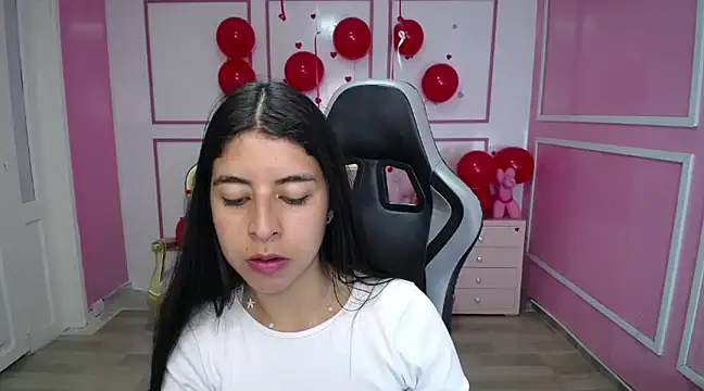 Snapshot of Bela_t_ chatting on February 20, 2025, 4:36 pm Bela t online show from February 20, 2025, 4:36 pm