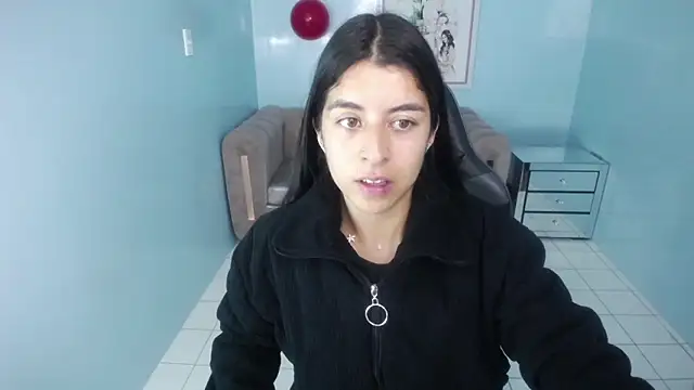 Snapshot of Bela_t_ chatting on March 7, 2025, 10:54 pm Bela t online show from March 7, 2025, 10:54 pm