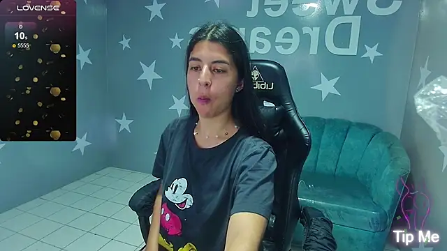 Snapshot of Bela_t_ chatting on March 8, 2025, 5:07 am Bela t online show from March 8, 2025, 5:07 am