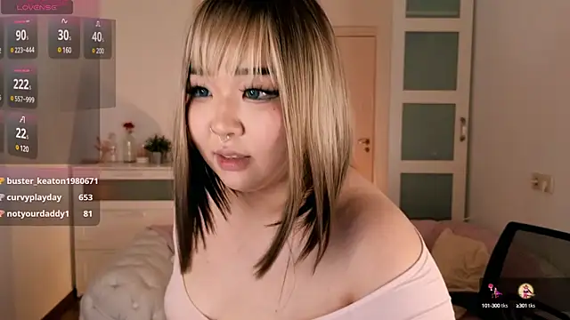 mei honey  online show from December 9, 2024, 12:08 pm