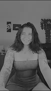 Pauilina online show from April 14, 2026, 8:48 pm