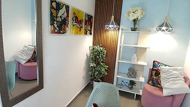 Dalila Sky online show from November 20, 2025, 6:07 pm