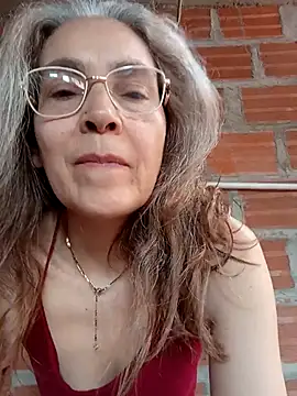 NanitaFun online show from May 10, 2026, 5:07 pm