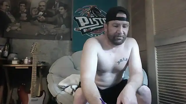Snapshot of Edward_LongCock chatting on July 11, 2026, 5:54 am Edward LongCock online show from July 11, 2026, 5:54 am