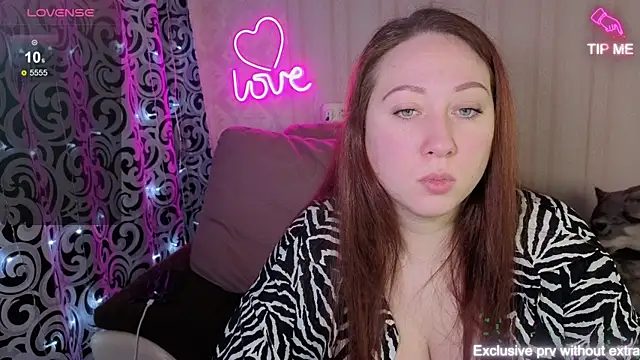 KellyCrystall online show from January 18, 2026, 8:51 am