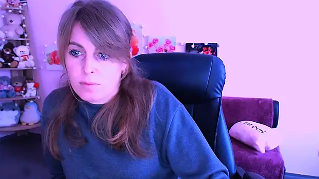 Hot Milady online show from March 26, 2026, 9:04 am