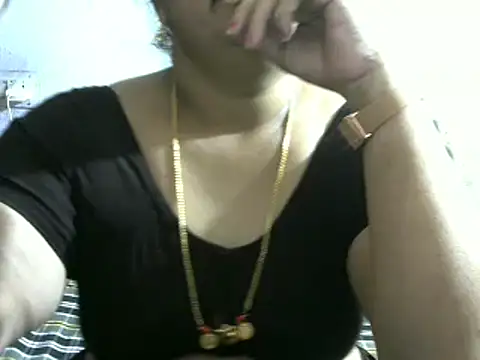Snapshot of Naughty_Nityaa chatting on January 9, 2025, 1:35 pm Naughty Nityaa online show from January 9, 2025, 1:35 pm