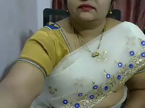 Snapshot of Naughty_Nityaa chatting on January 14, 2025, 3:36 pm Naughty Nityaa online show from January 14, 2025, 3:36 pm