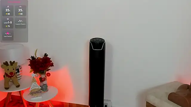 Snapshot of Bonnypetite- chatting on December 1, 2024, 11:04 pm Bonnypetite- online show from December 1, 2024, 11:04 pm