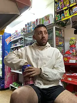 JuanZapata33 online show from March 25, 2026, 10:38 pm