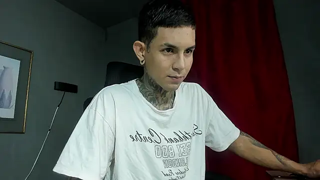 Travistanner 28 online show from February 18, 2026, 11:50 am