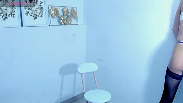 FRAN DESS online show from March 4, 2025, 1:55 am