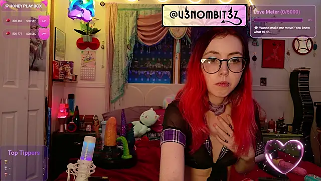 v3n0mb1t3z online show from June 25, 2026, 2:11 am