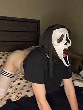 YourFavTwinkie online show from October 22, 2025, 6:02 am