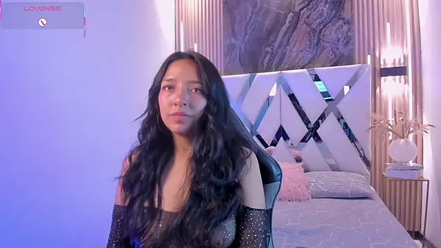 Valery wang online show from April 14, 2026, 12:00 pm