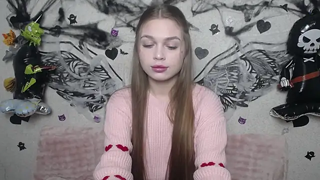 LaraPika online show from November 3, 2025, 6:09 pm