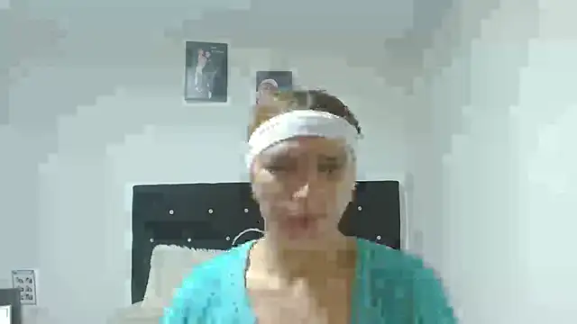 giuliana andrade online show from October 21, 2025, 1:06 am