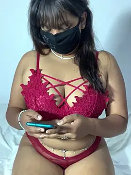 Jeroliee viyana online show from March 21, 2025, 2:07 am