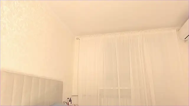 cherry misaki online show from February 3, 2025, 4:41 pm