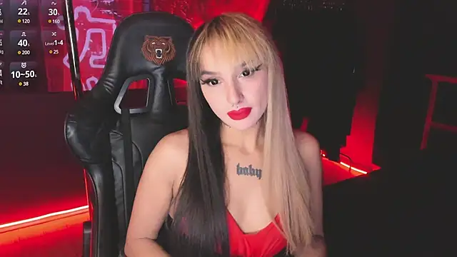 Snapshot of MilaAsh chatting on January 23, 2025, 6:49 am MilaAsh online show from January 23, 2025, 6:49 am