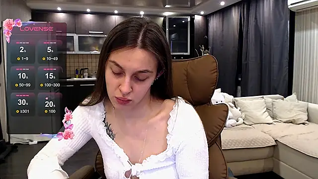 Doll Jasmine  online show from March 20, 2026, 2:11 pm