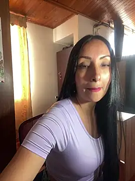 yaralyminjo2 online show from January 30, 2025, 9:47 pm