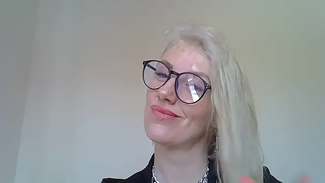 Snapshot of Pabonya91 chatting on March 19, 2025, 8:01 am Pabonya91 online show from March 19, 2025, 8:01 am