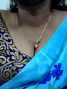 Snapshot of mallu-sumi chatting on February 13, 2025, 10:43 pm mallu-sumi online show from February 13, 2025, 10:43 pm