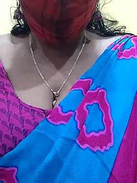 Snapshot of mallu-sumi chatting on February 26, 2025, 5:28 pm mallu-sumi online show from February 26, 2025, 5:28 pm