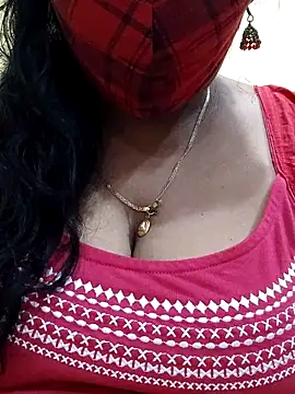 Snapshot of mallu-sumi chatting on March 14, 2025, 1:57 pm mallu-sumi online show from March 14, 2025, 1:57 pm