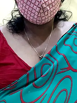 Snapshot of mallu-sumi chatting on March 15, 2025, 4:54 pm mallu-sumi online show from March 15, 2025, 4:54 pm