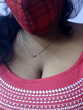 mallu-sumi online show from February 2, 2026, 6:34 am