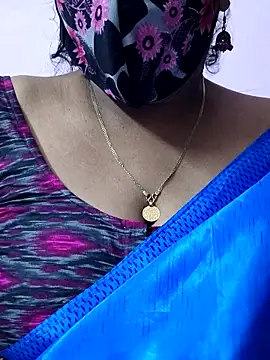 Snapshot of mallu-sumi chatting on April 23, 2026, 6:21 pm mallu-sumi online show from April 23, 2026, 6:21 pm