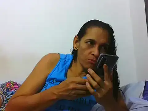 latinbrunettet online show from March 20, 2025, 1:26 pm