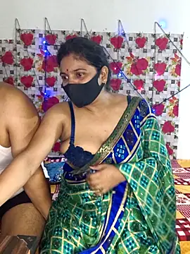 PeaCoooock online show from September 29, 2025, 4:45 pm