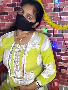 PeaCoooock online show from February 8, 2026, 3:15 pm