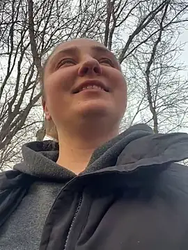 Joannakiss online show from March 6, 2025, 2:29 pm