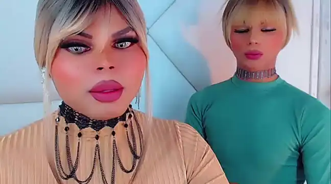 Snapshot of AdanKinng chatting on December 20, 2024, 7:44 am AdanKinng online show from December 20, 2024, 7:44 am