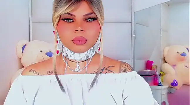 Snapshot of AdanKinng chatting on January 29, 2025, 7:15 am AdanKinng online show from January 29, 2025, 7:15 am