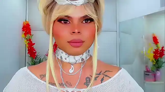 Snapshot of AdanKinng chatting on February 28, 2025, 11:47 am AdanKinng online show from February 28, 2025, 11:47 am