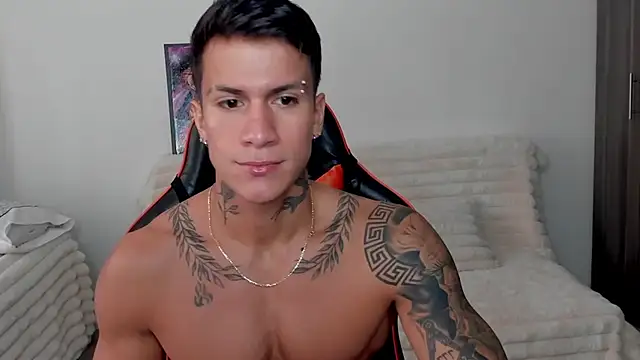 pettergrey1 online show from December 16, 2025, 2:22 pm