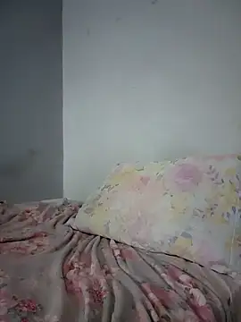 manueladantass1 online show from January 2, 2025, 8:24 pm