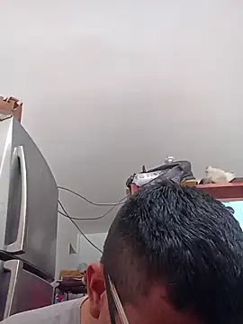 PequeArely online show from December 5, 2024, 5:39 pm