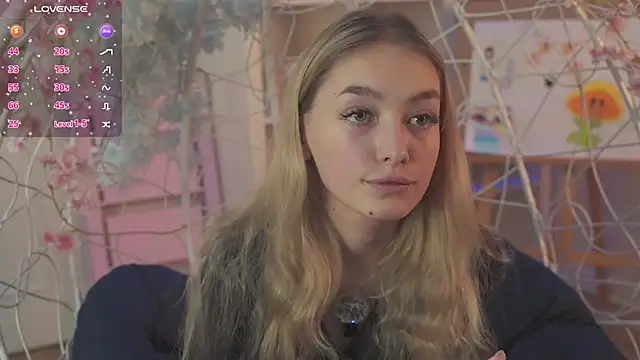 FlairCunard online show from February 18, 2025, 9:42 pm