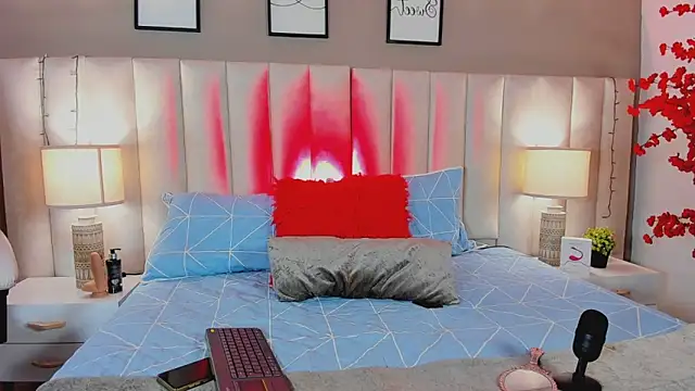 Snapshot of dayanne07 chatting on November 21, 2025, 12:32 am dayanne07 online show from November 21, 2025, 12:32 am