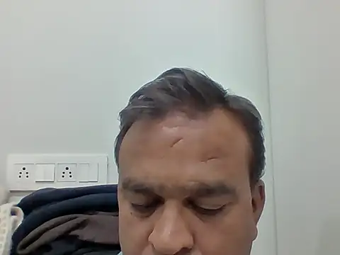 Snapshot of nupa230780 chatting on February 11, 2026, 4:01 pm nupa230780 online show from February 11, 2026, 4:01 pm